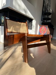 Kangaroo chair - Jeanneret style - massive wood and rattan