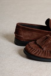 VINCI CHOCOLATE – Wildleder-Loafer mit Fransen und Quasten