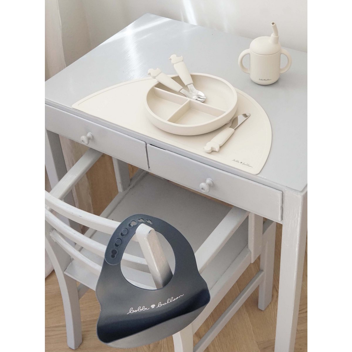 Silicone Divided Suction Plate - Oyster Beige