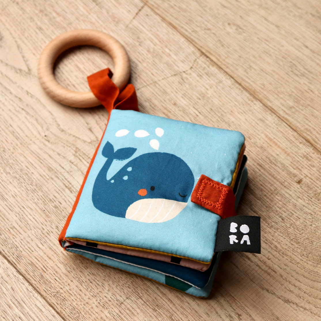 Teething ring book - Sea