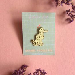 Pin caniche, esmalte duro, tema perro