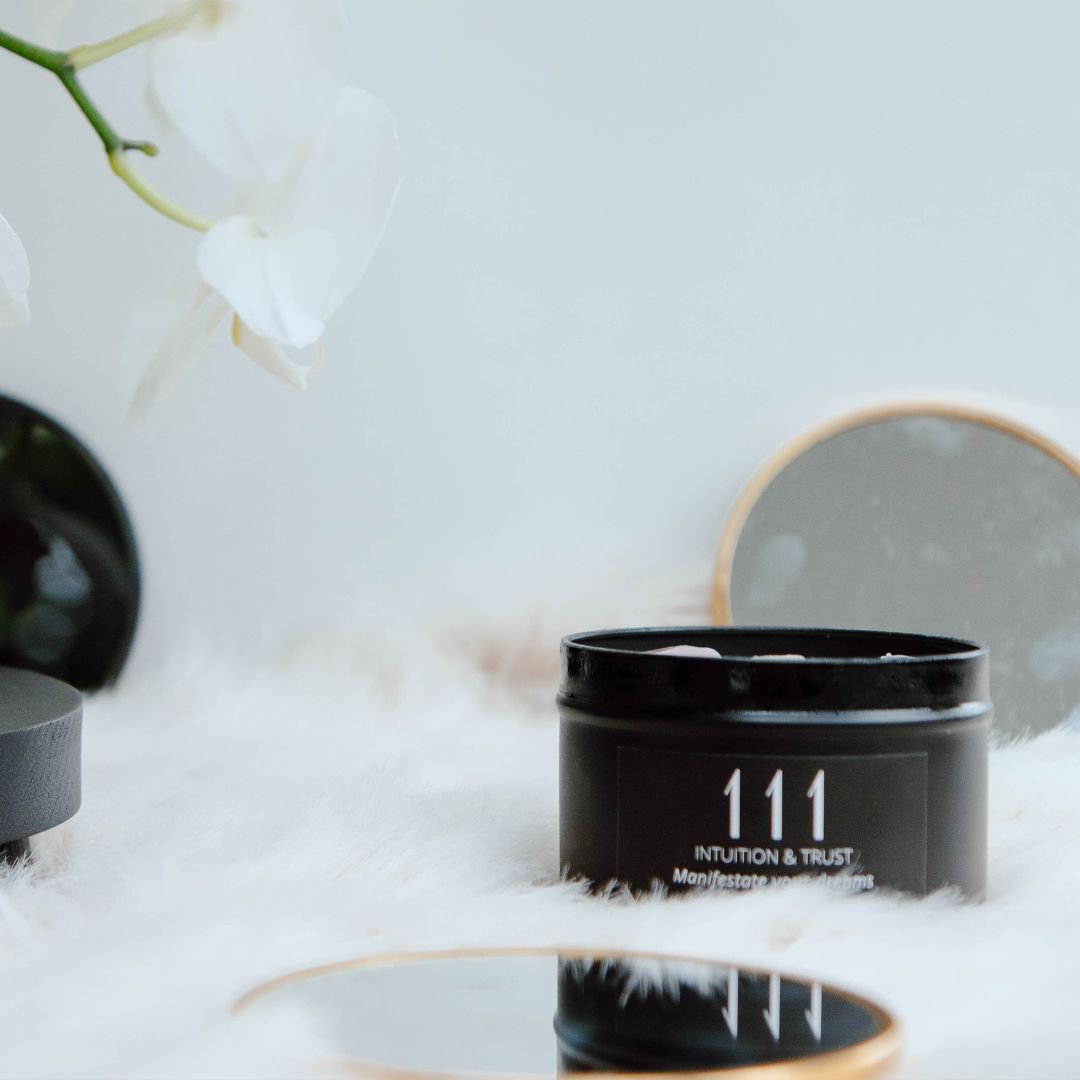 Black manifest candle 111