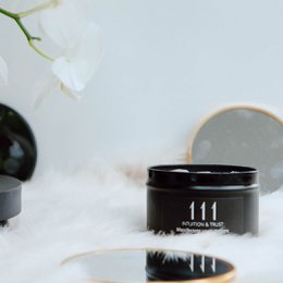 Black manifest candle 111