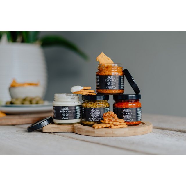 Bruschetta tapenade