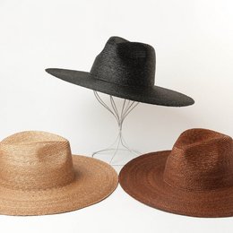 Blooming Fashion Lifestyle , Accessories and Home Decor