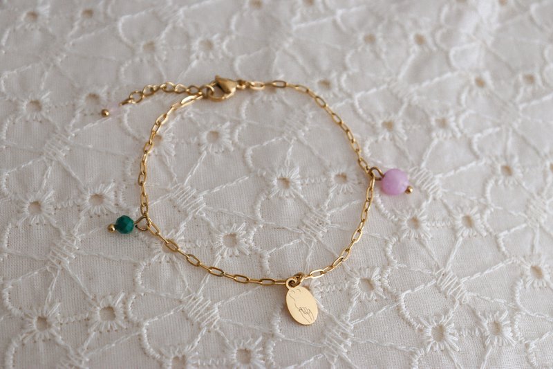 Heart Under The Belt Bracelet - Gold