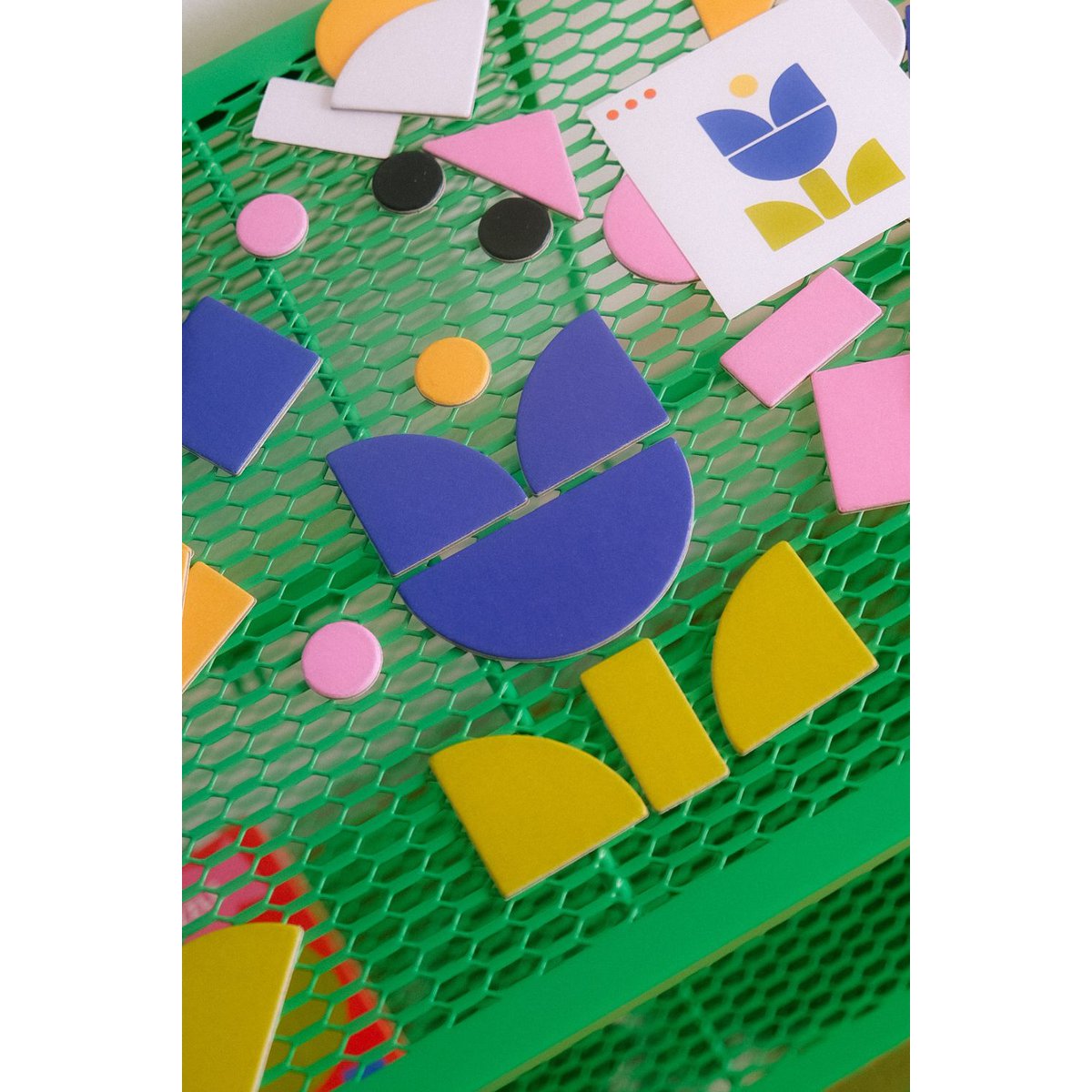 Puzzle Kształty - 60 klocków z 30 kartami