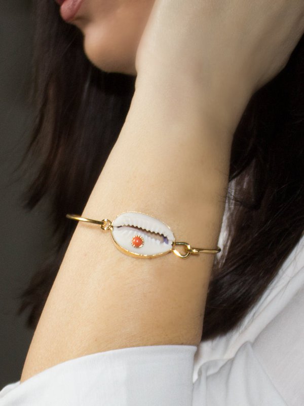 Cowrie Shell Bracelet With Coral