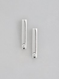 Orecchini a bottone | Accento CZ sterling placcato in rodio | Argento