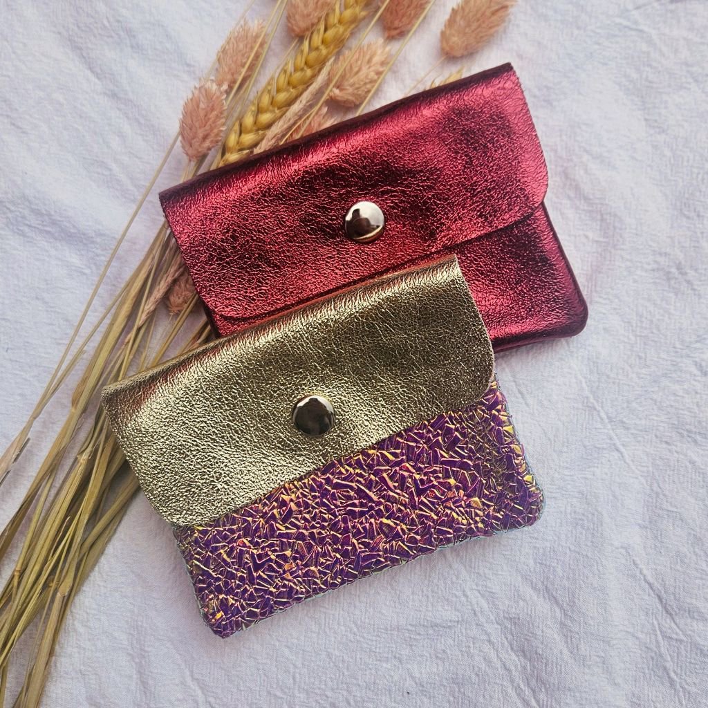 Cartera mini metalizada rojo burdeos