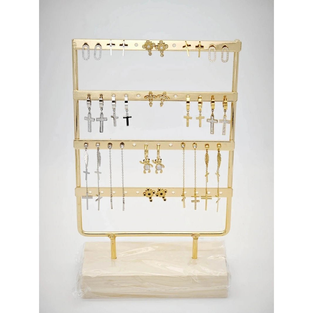 Lots of jewelry with display