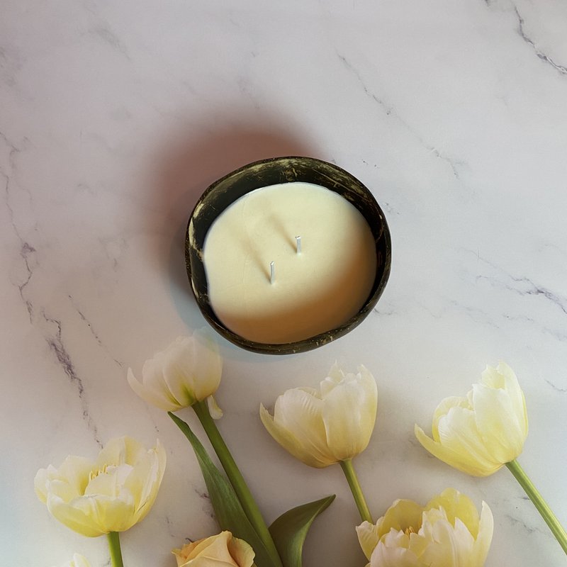 Coconut Candle | Paraffin-free candle