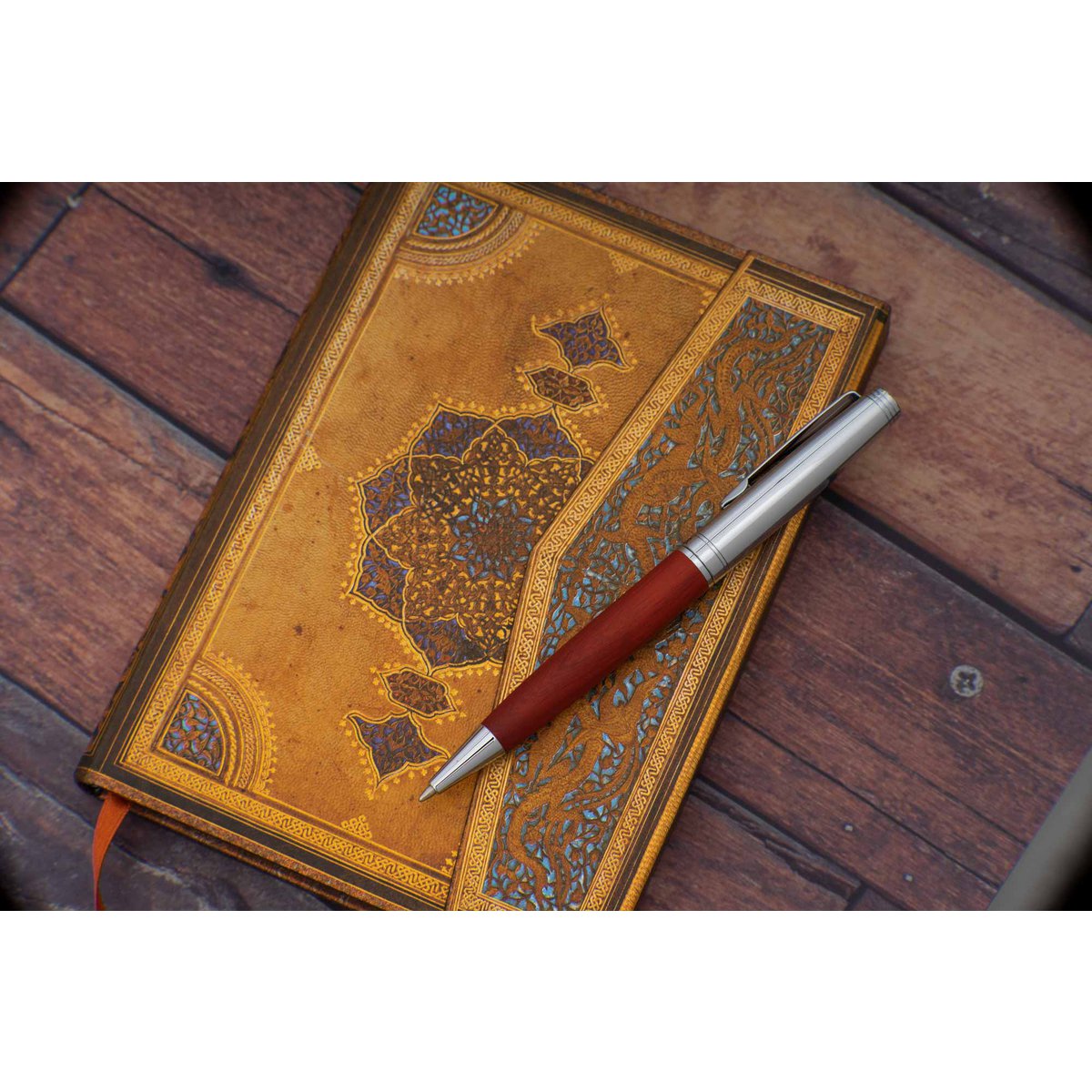 Legno sandalwood ballpoint pen