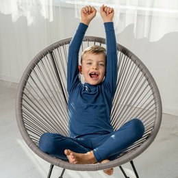 Enfants 160 à manches longues et en bas en 2 pièces en 2 pièces