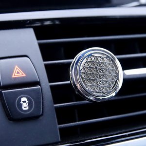 Set of 12 essential oil diffuser clips for cars