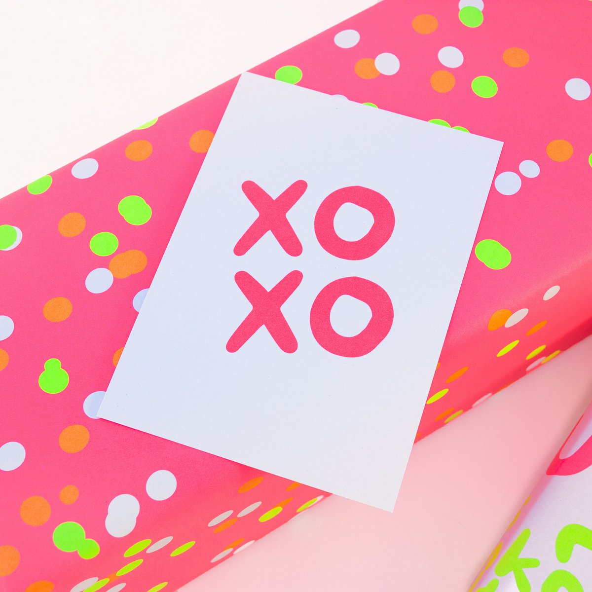 Geschenkpapier "Neon Konfetti" aus Recyclingpapier