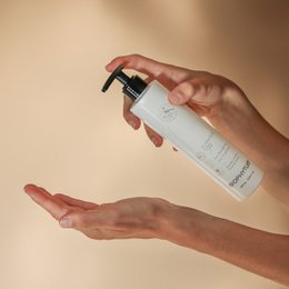 ICONIQUE 02 shampoing aux 12 plantes 250 ml