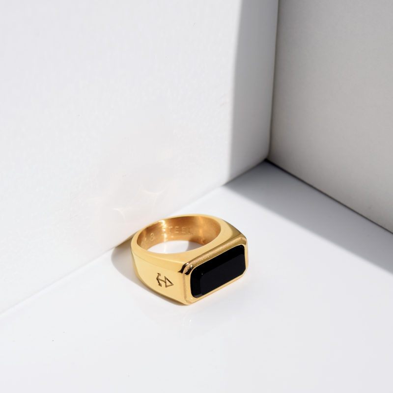 Ring WILD