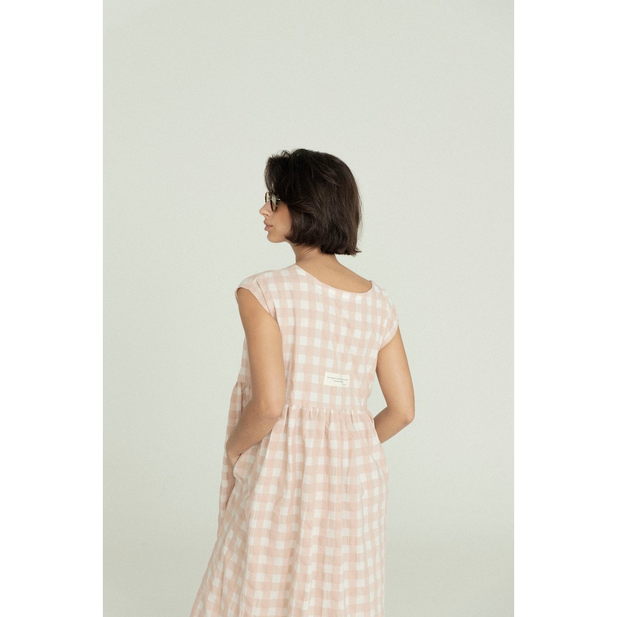 09h - Mid Squared Dress