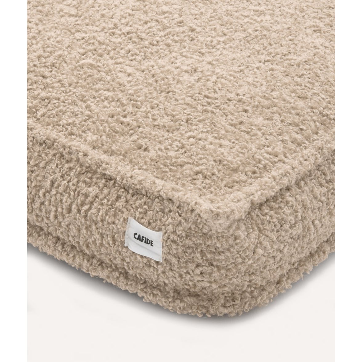 Beige Sheepskin Dog Bed, Cuadra