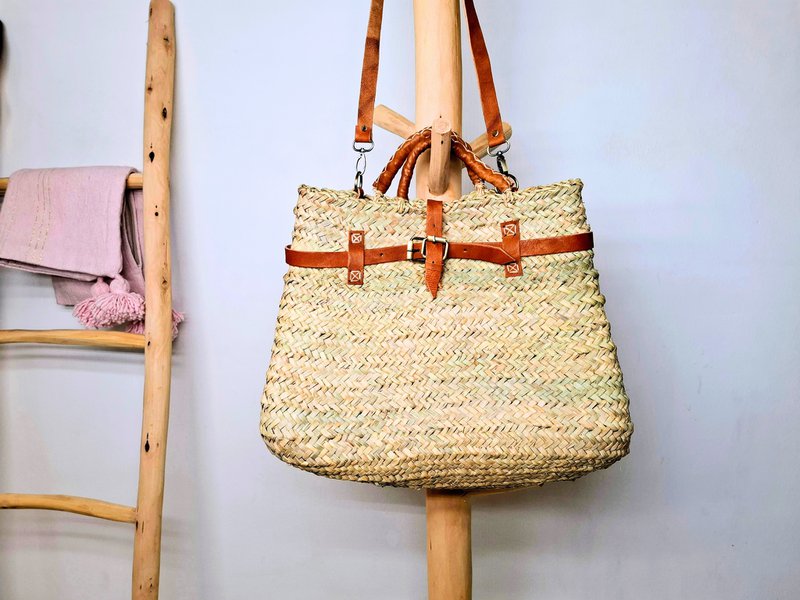 Boho taske af naturlige fibre og læder - Etnisk og håndværksmæssig skuldertaske