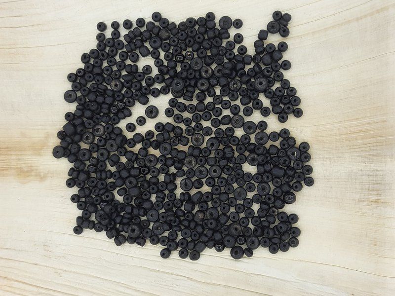 %2383 OW Perles Kokus noires