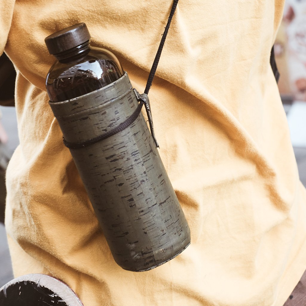 Water bottle - khaki cover - 600ml