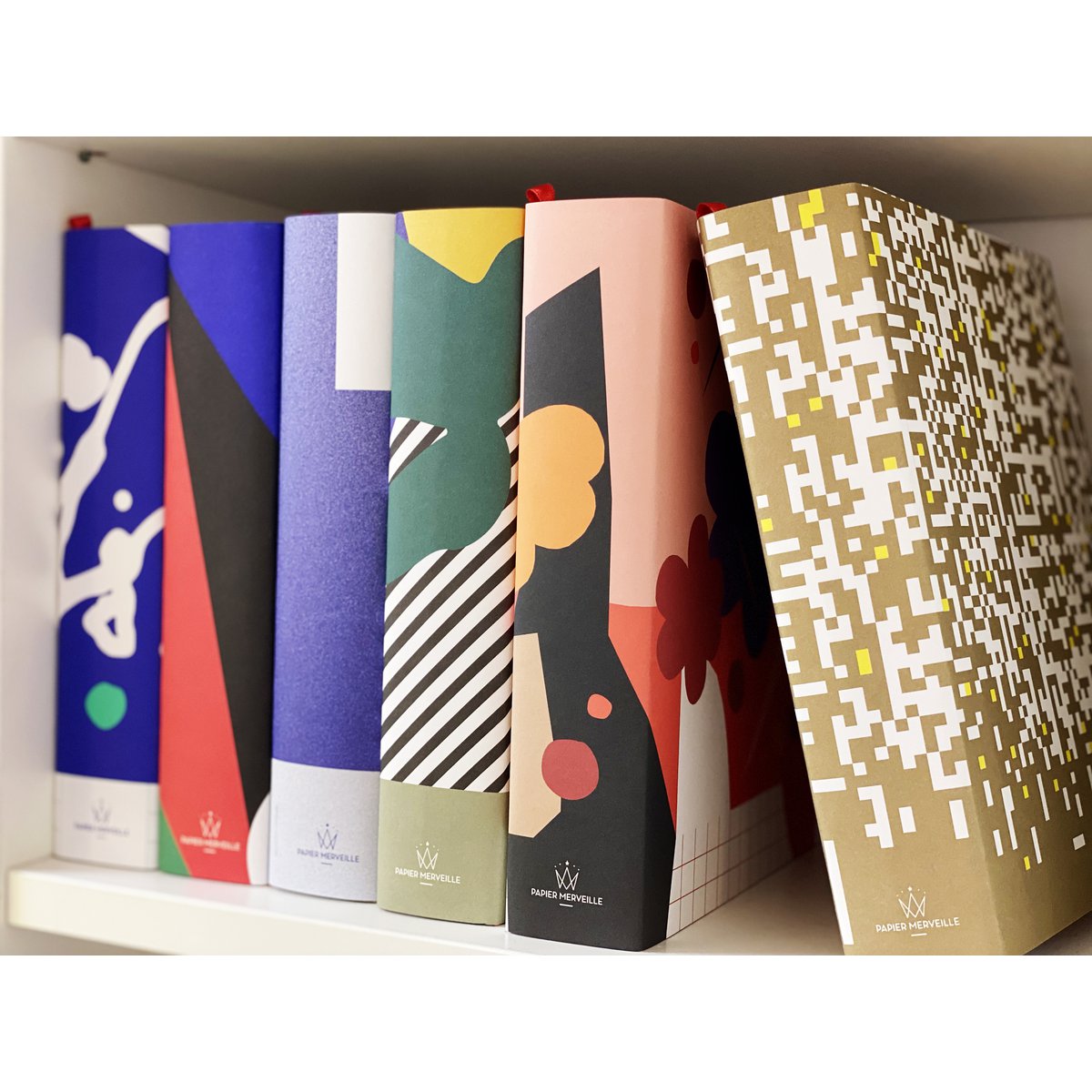BOOK KROCUI