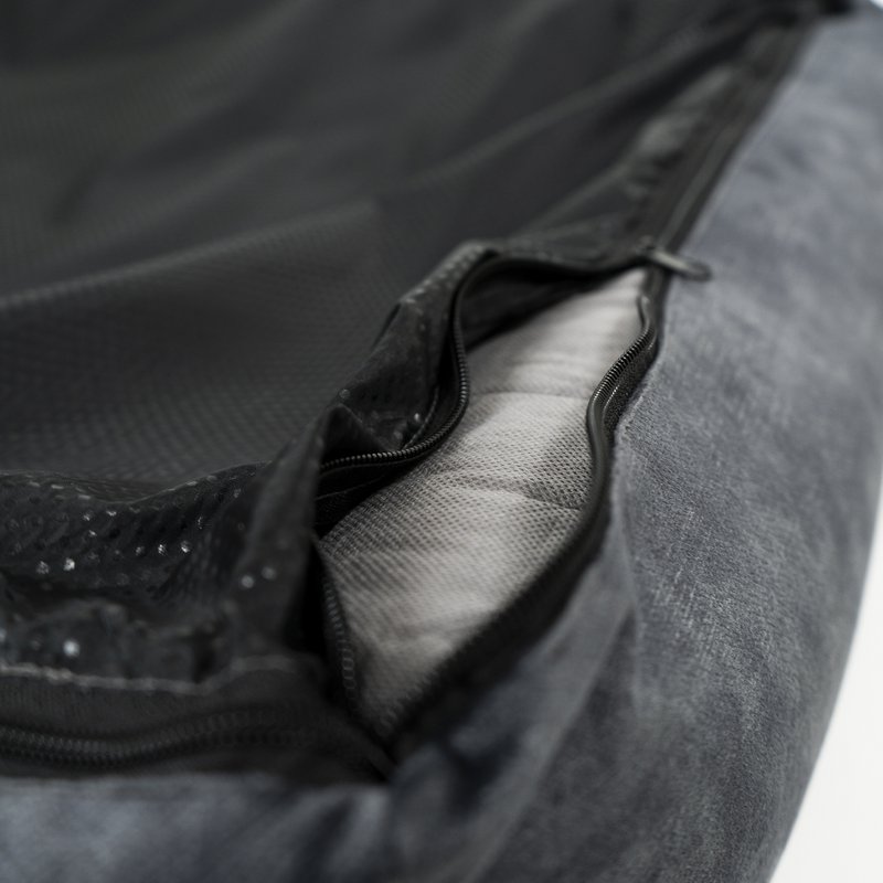 "Otto" black dog bed with orthopaedic mattress