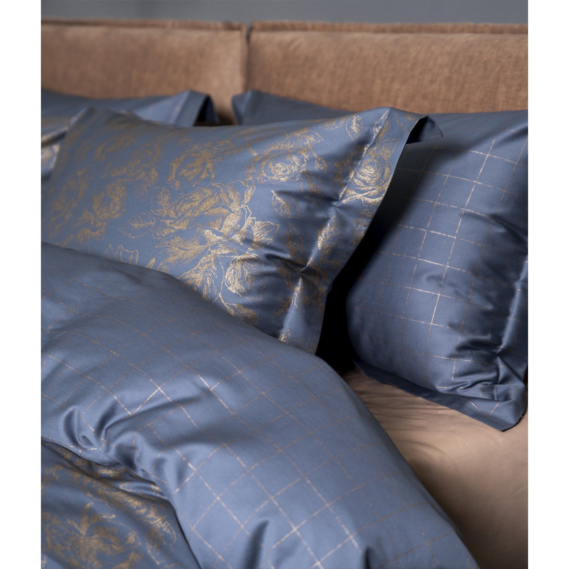 Satin-Bettwäsche-Set Rose Line Silver Blue/Chess IQ Silver Blue