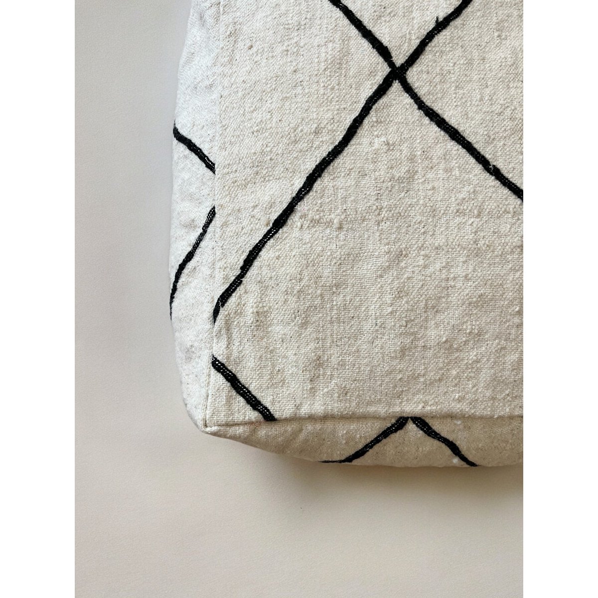 Floor cushion - Meli MESSE