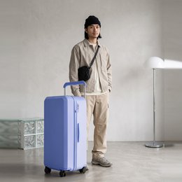 TELA 100 Trunk Plus Check-in-Koffer – Cosmic Blue – Serie 2