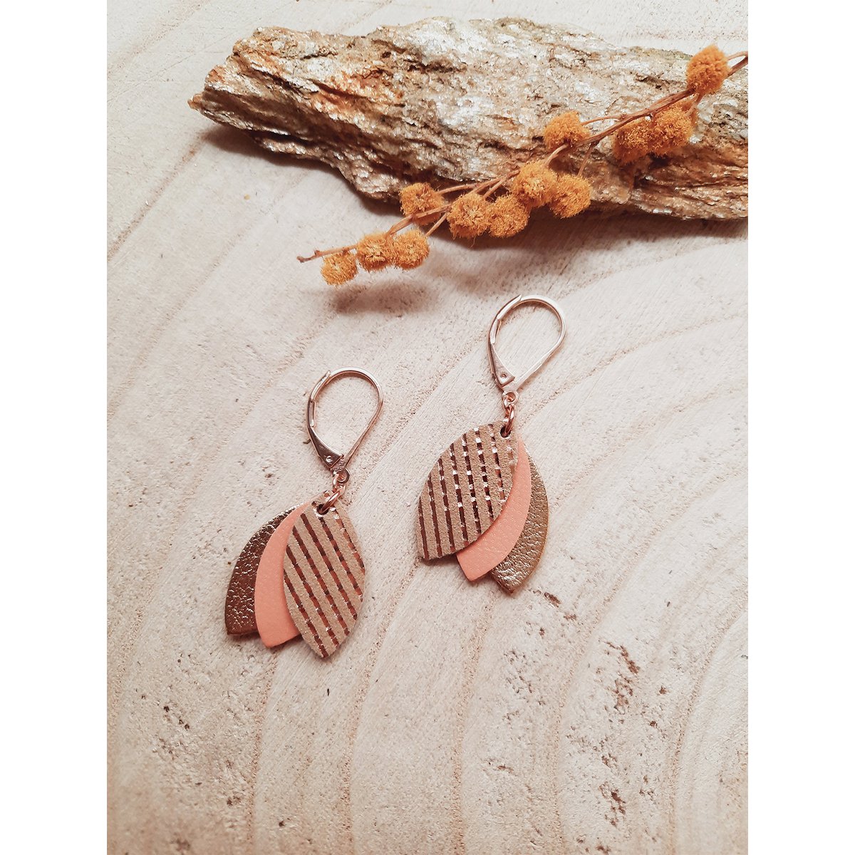 LES CHOUCHOUS Melon short earrings