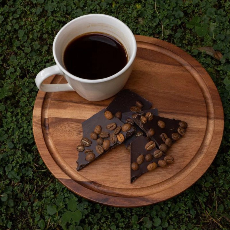 Dunkle Schokoladenbar mit Kaffeebohnen | 70% Kakao | 85G