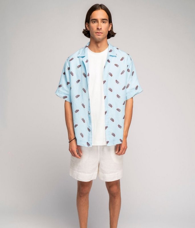 Chemise en lin Bleu Glace - Agnė Kišonaitė (Unisexe)