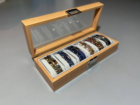 Armband display, koffer 6 kussens