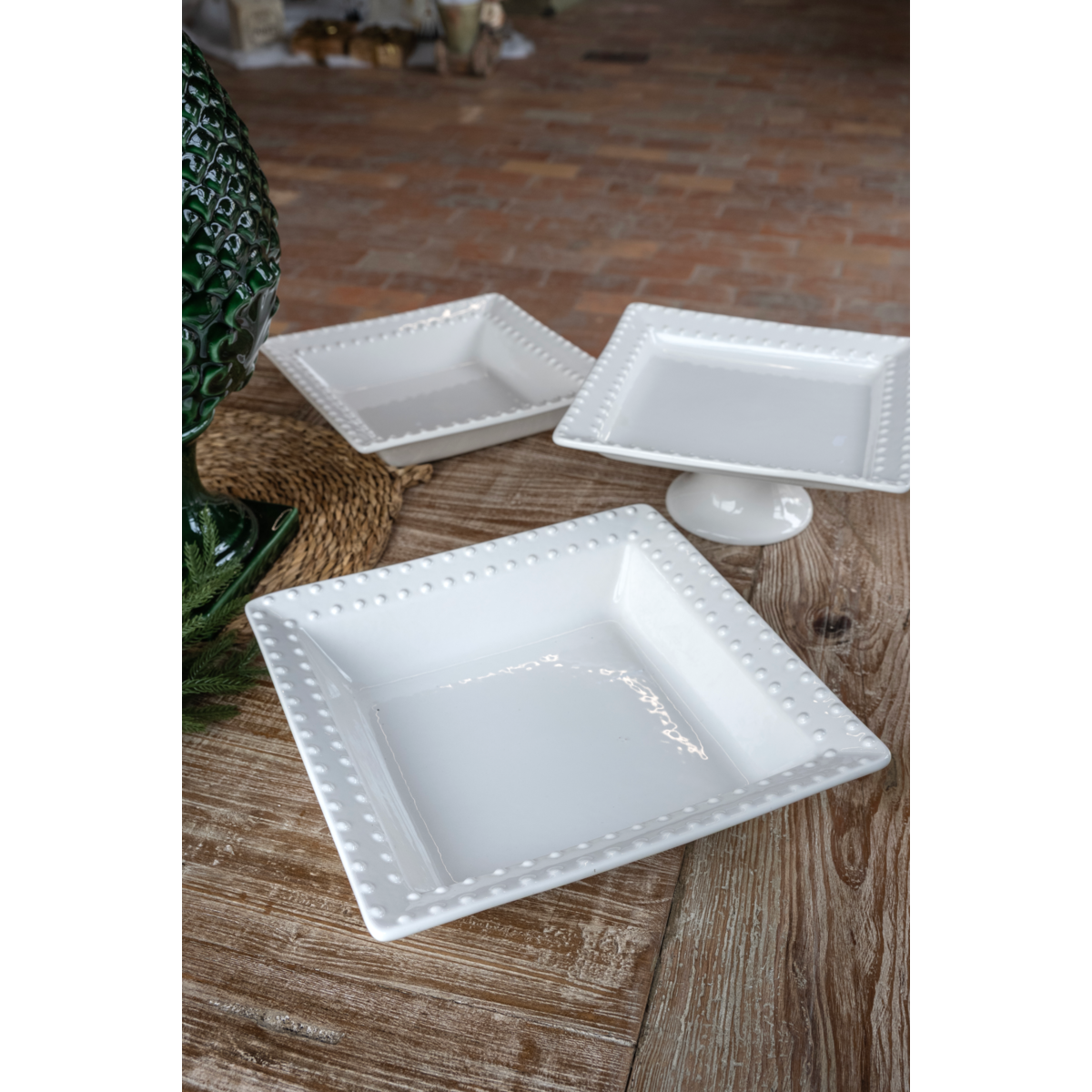 White Square Ceramic Cake Stand H13x28x28
