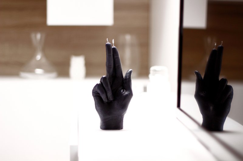Vela Gun Fingers Negra