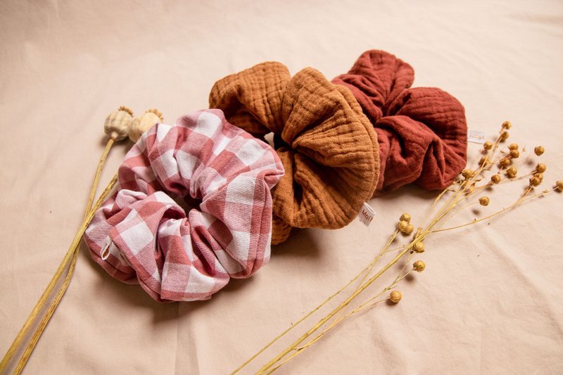 Scrunchie ternet pink - stor