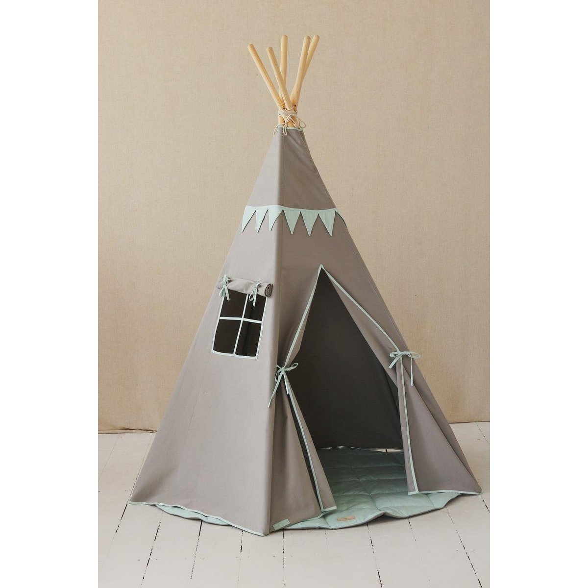 Tenda tepee "Mint Love" con ghirlanda