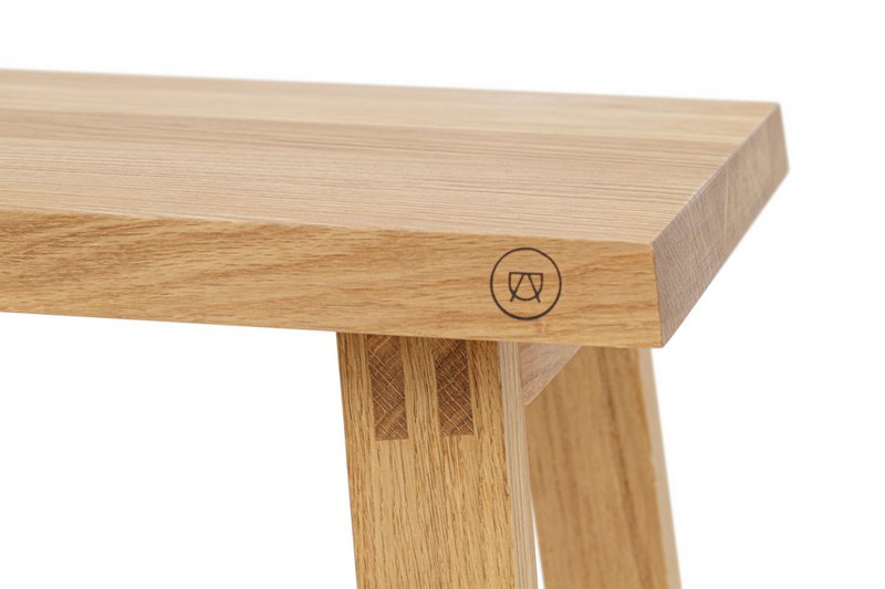 Eleganter Hocker »Fritz« aus Eichenholz