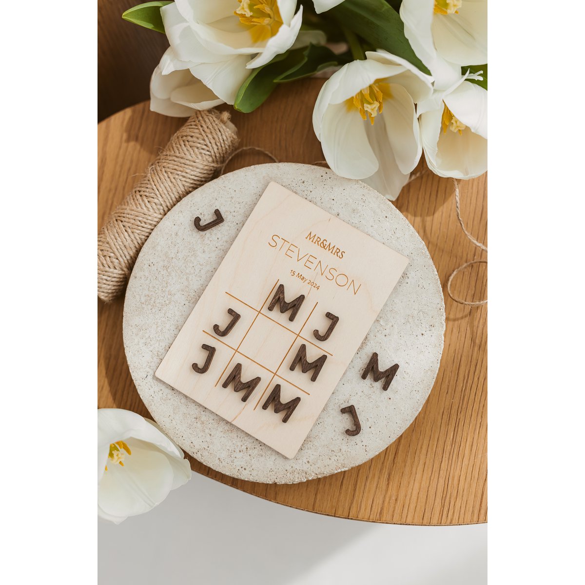 Natürliches, personalisiertes Hochzeitsgeschenk aus Holz – individuelles Tic-Tac-Toe-Spiel – rustikales Hochzeits-Andenken-Geschenk | Personalisiertes Hochzeitsgeschenk aus Holz