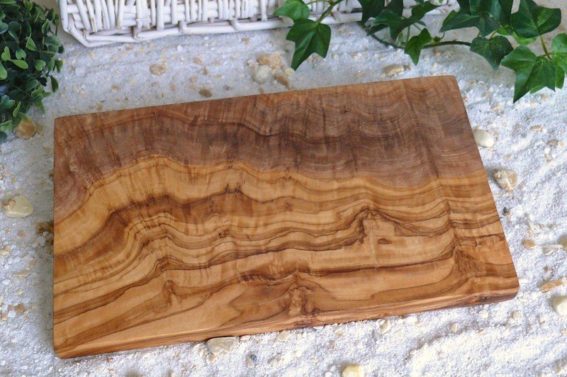 Frühstücksbrett eckig 25 x 15 cm aus Olivenholz