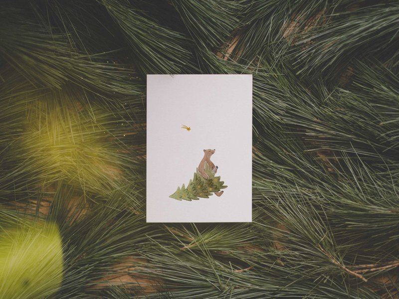 Beer met kerstboom | ansichtkaart