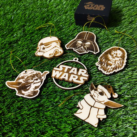 Set of 6 Wooden Star Wars Christmas Ornaments, Nerd and Geek Gift, Xmas Tree Ornaments, Home Decor, Eco-Friendly Christmas Decoration, Characters