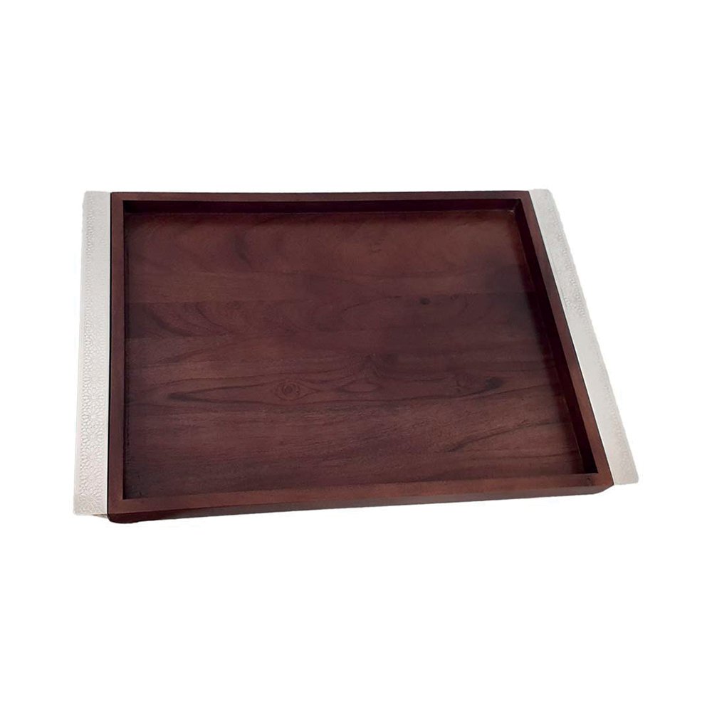 Bandeja de madera rectangular con manijas de metal de plata 44x33cm