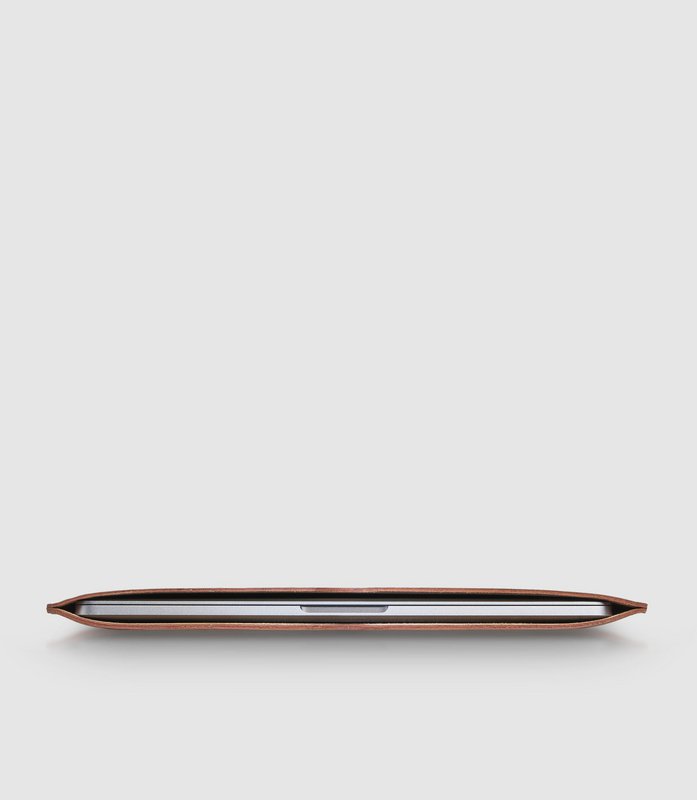 Custodia per MacBook da 13 pollici AVIOR Tan