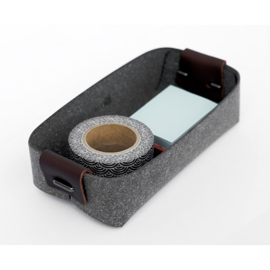 Recycled leather card holder