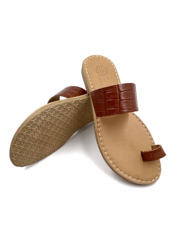 Bruine damessandalen van uniek Grieks leer, lederen Croc-sandalen voor dames, lederen cadeau voor haar, leren sandalen met ronde neus uit Griekenland