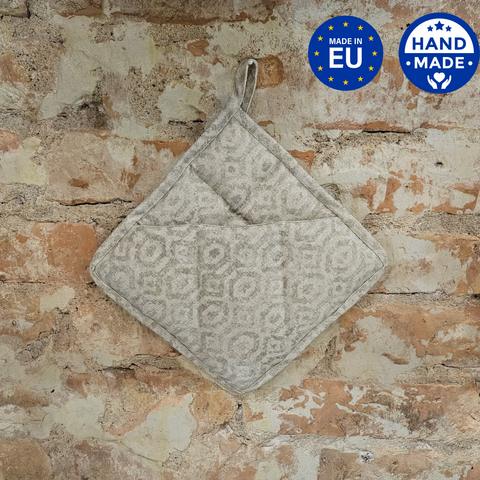 Handcrafted Pot Holder with Pocket | Helga